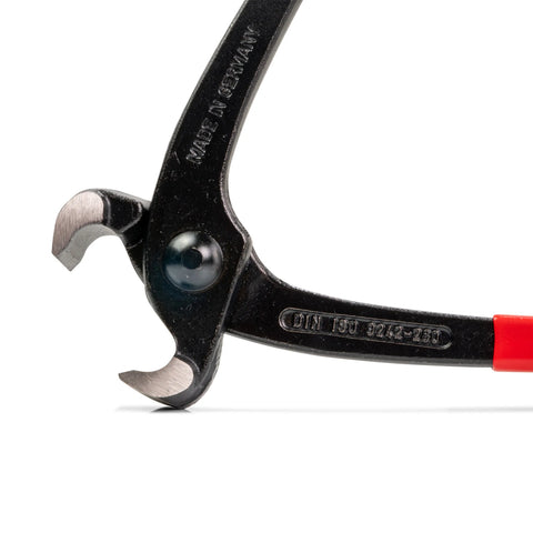 Extreme close-up detail of blade end of GRIPPS Nips 280mm cutting pliers